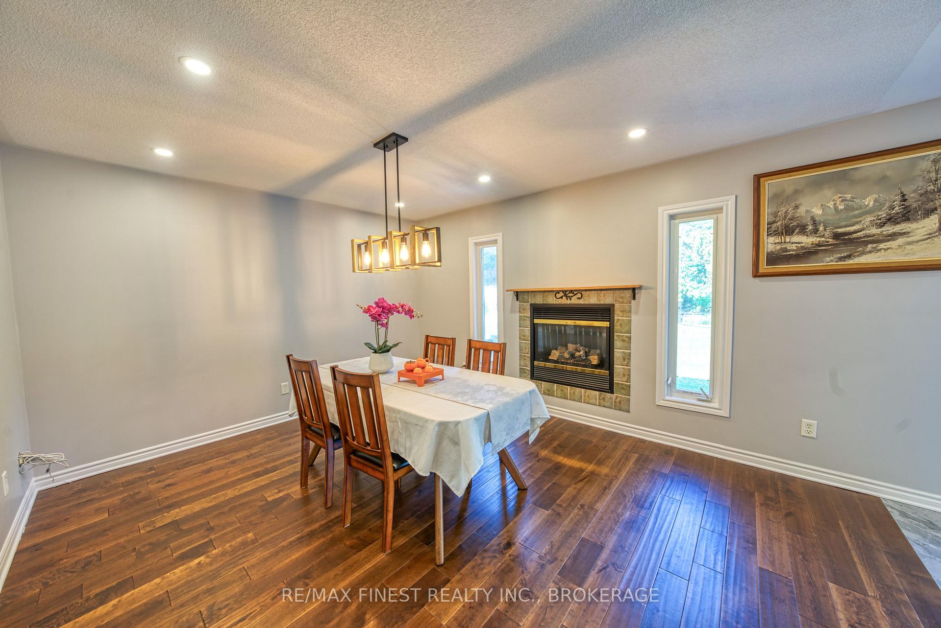 Photo 12 of 938 Lombardy Street, Kingston, South of Taylor-Kidd Blvd — HOMEH