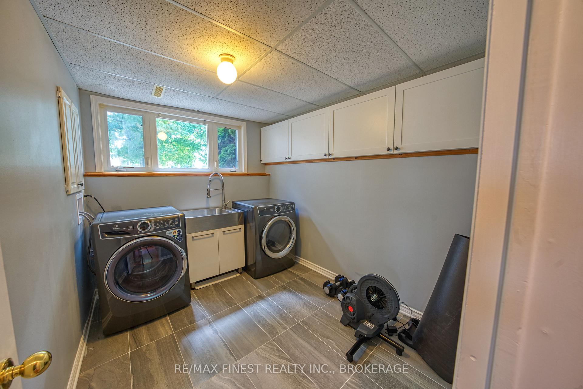 Photo 23 of 938 Lombardy Street, Kingston, South of Taylor-Kidd Blvd — HOMEH