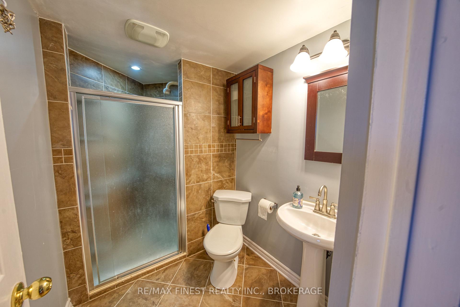 Photo 24 of 938 Lombardy Street, Kingston, South of Taylor-Kidd Blvd — HOMEH
