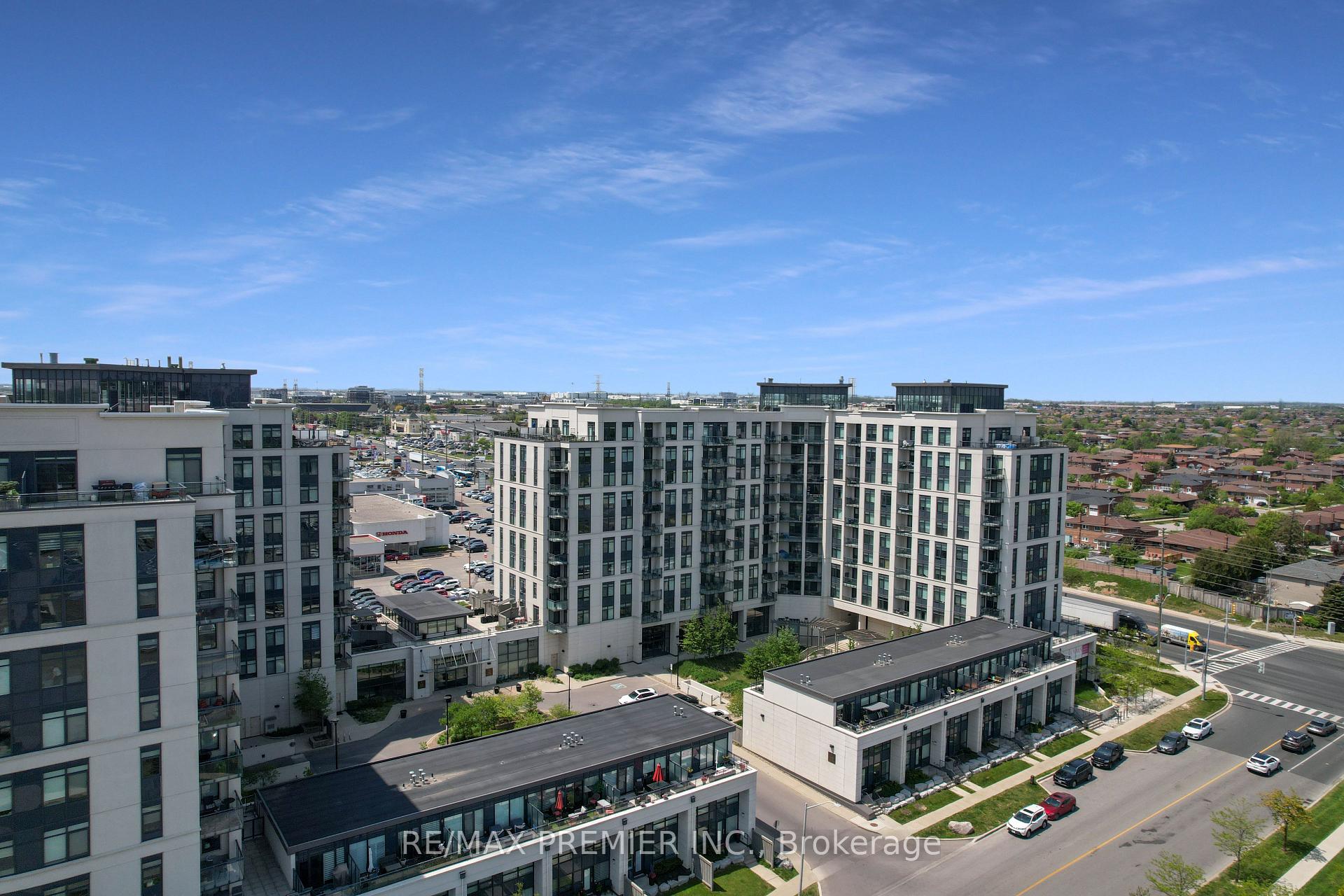 Photo 1 of Unit 821, 12 Woodstream Boulevard, Vaughan, Vaughan Grove — HOMEH