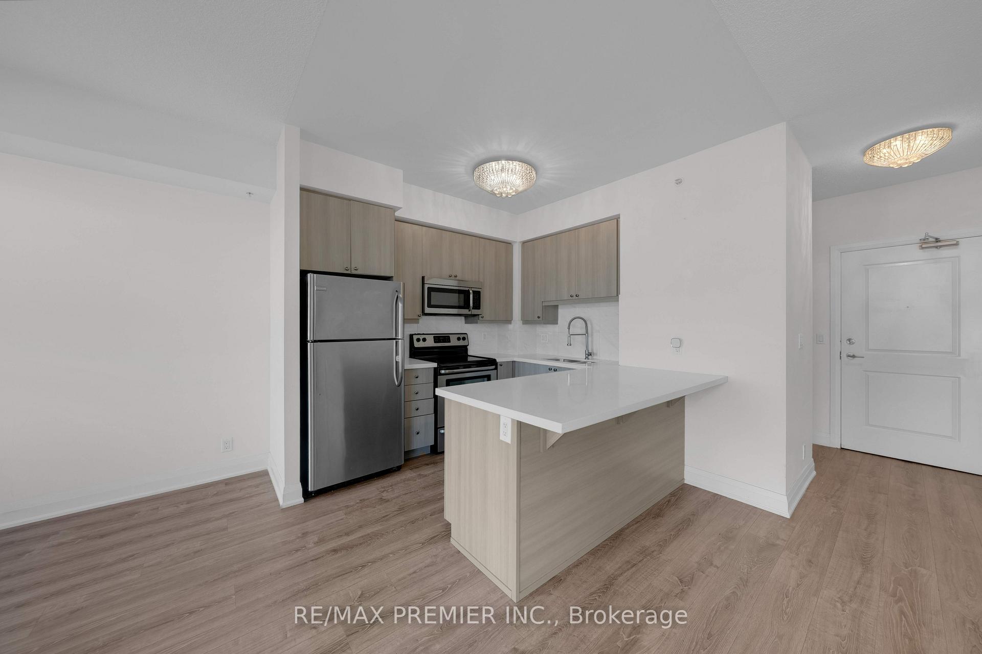 Photo 22 of Unit 821, 12 Woodstream Boulevard, Vaughan, Vaughan Grove — HOMEH