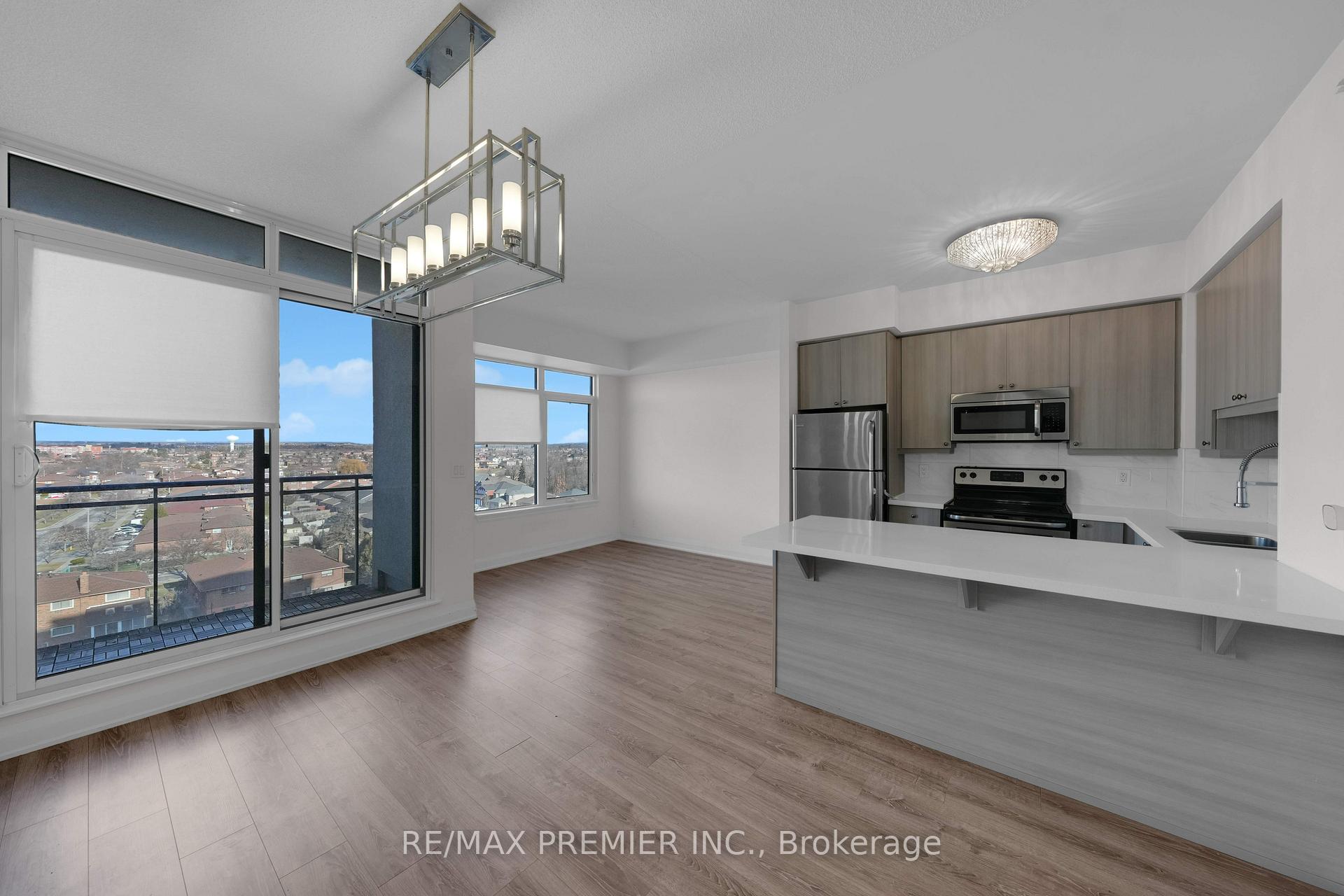 Photo 19 of Unit 821, 12 Woodstream Boulevard, Vaughan, Vaughan Grove — HOMEH