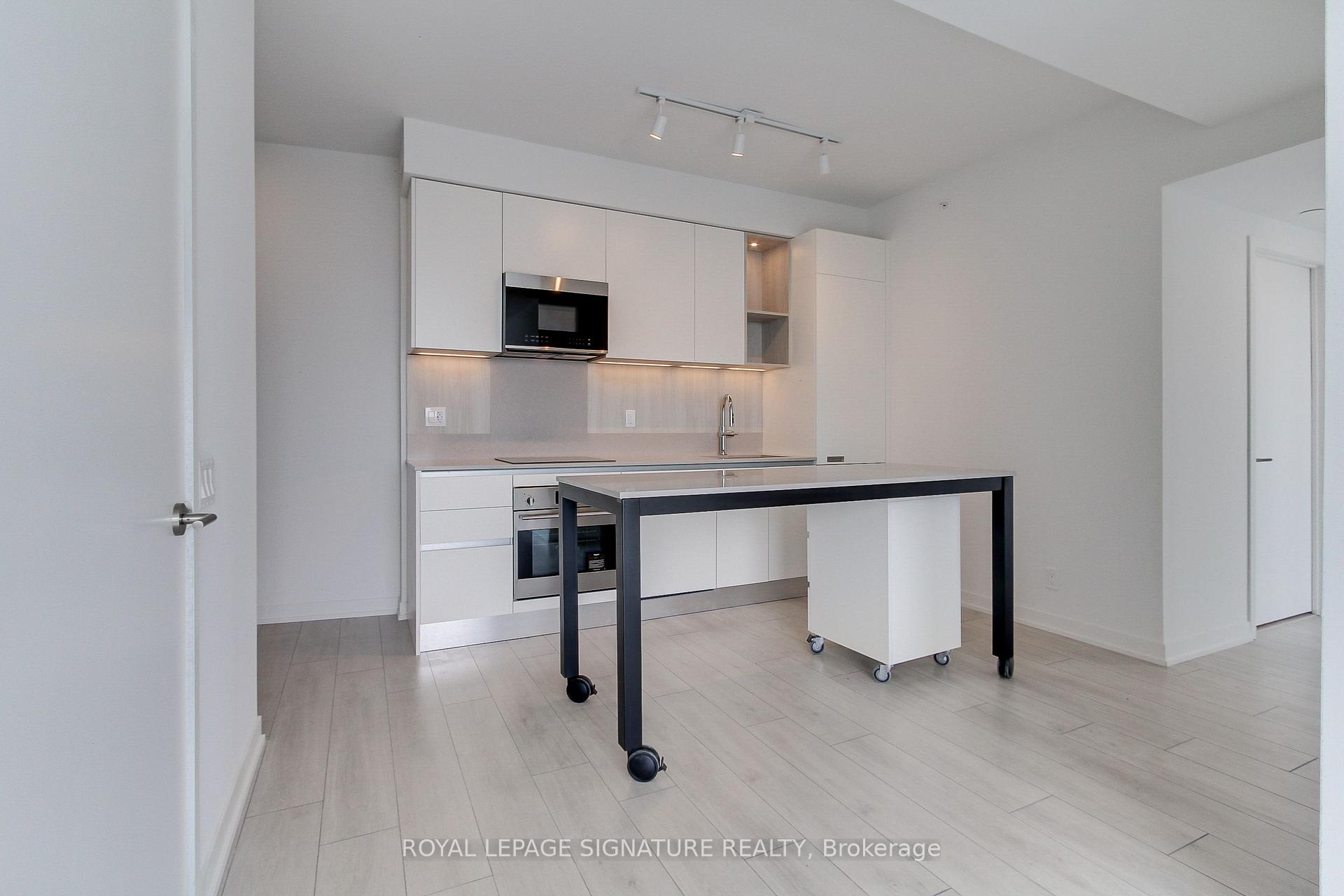 Front of Unit 2404, 39 Mary St Street