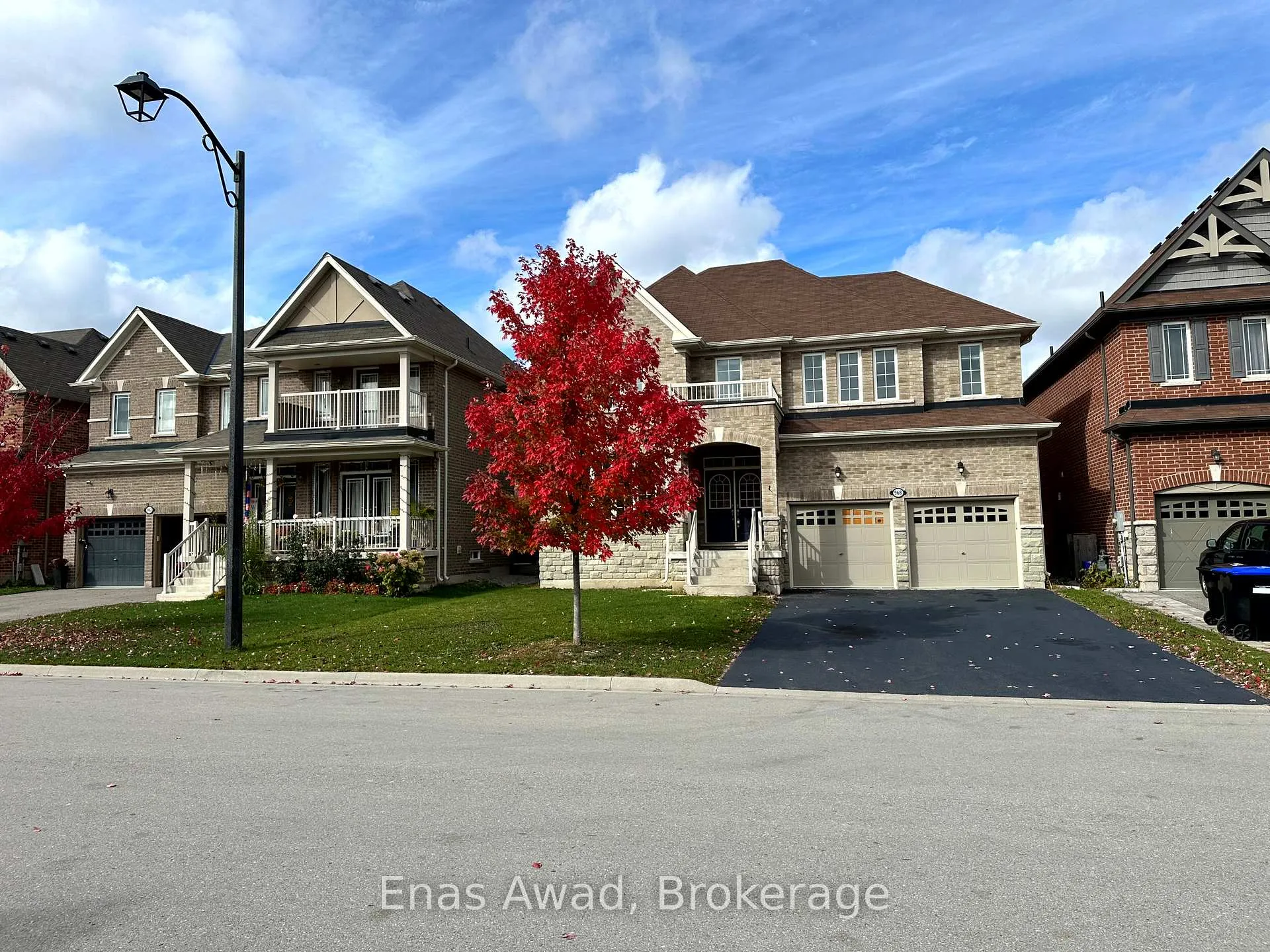 Photo 2 of 968 Green Street, Innisfil, Lefroy — HOMEH