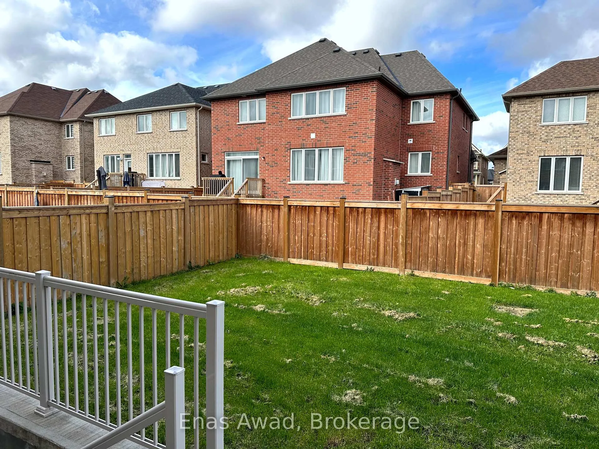 Photo 28 of 968 Green Street, Innisfil, Lefroy — HOMEH