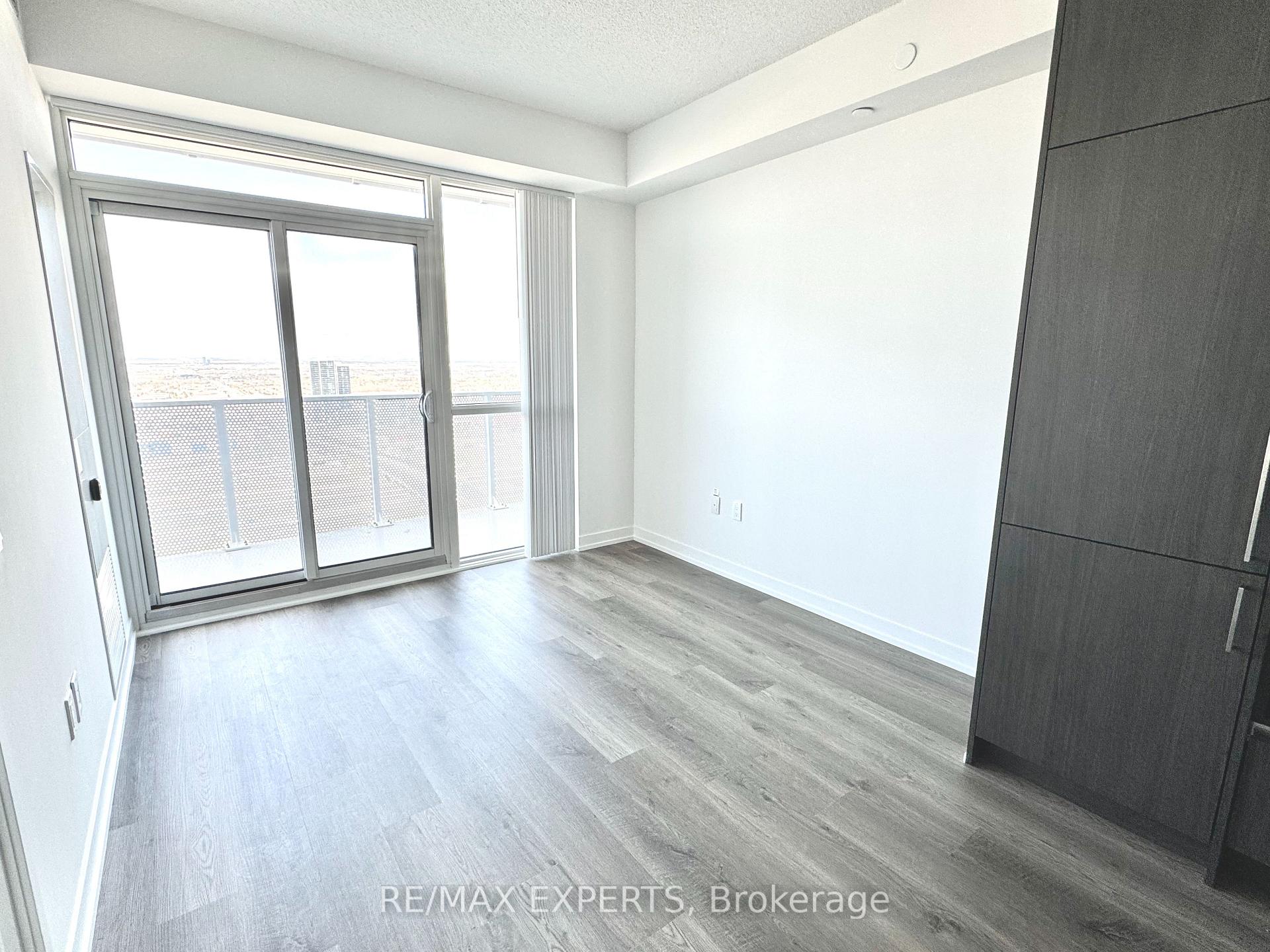 Photo 10 of Unit 4109, 195 Commerce Street, Vaughan, Vaughan Corporate Centre — HOMEH