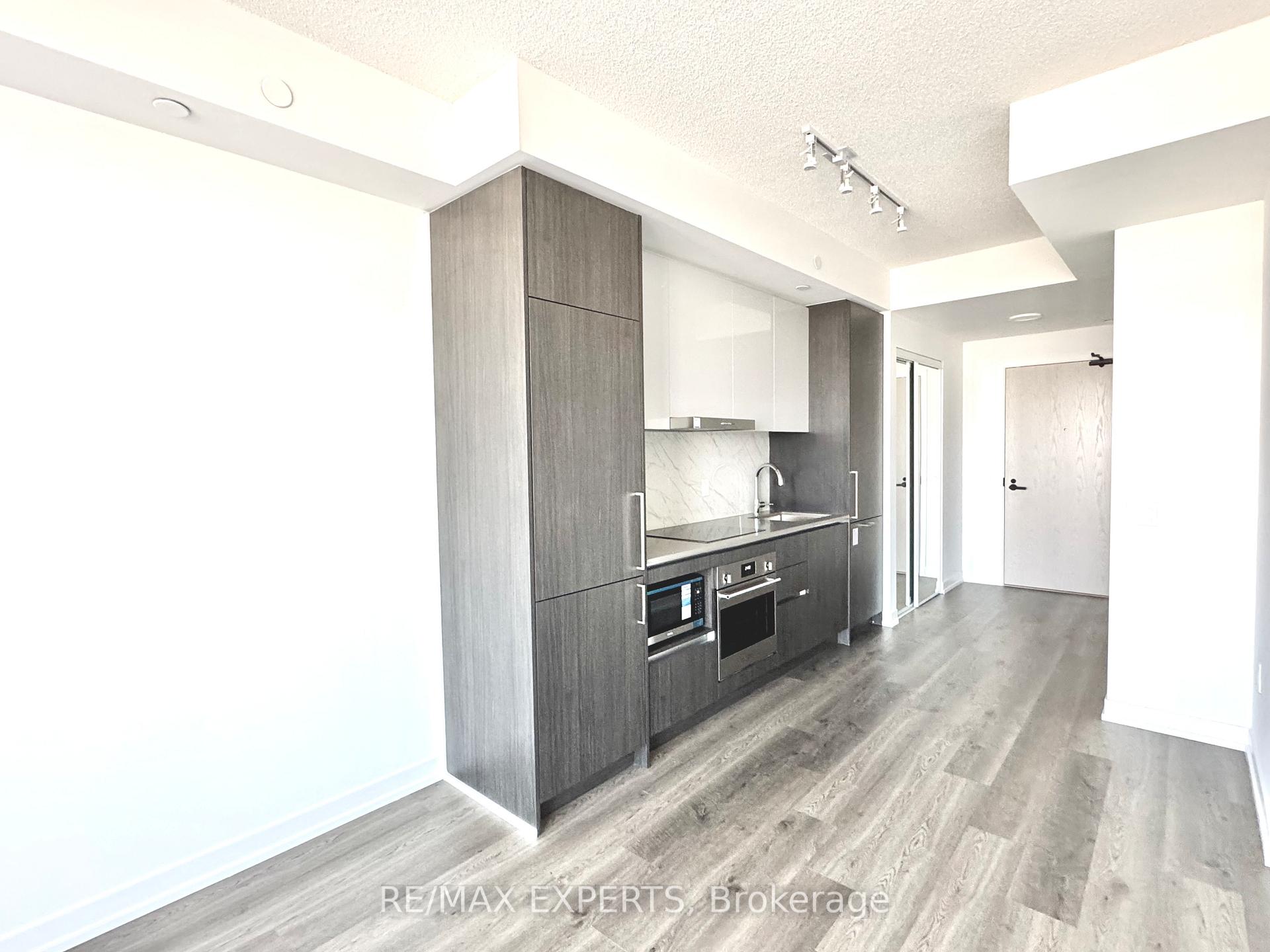 Photo 3 of Unit 4109, 195 Commerce Street, Vaughan, Vaughan Corporate Centre — HOMEH
