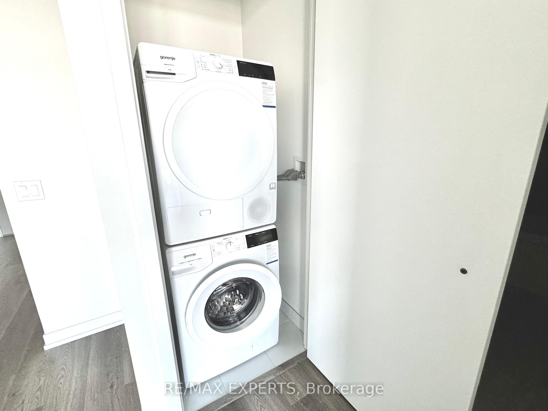 Photo 7 of Unit 4109, 195 Commerce Street, Vaughan, Vaughan Corporate Centre — HOMEH