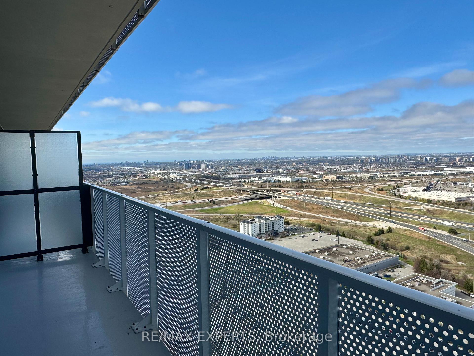 Photo 9 of Unit 4109, 195 Commerce Street, Vaughan, Vaughan Corporate Centre — HOMEH