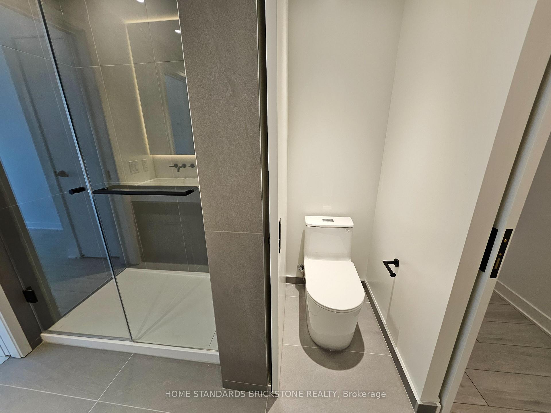 Photo 17 of Unit 1601, 55 Charles Street E, Toronto, Church-Yonge Corridor — HOMEH