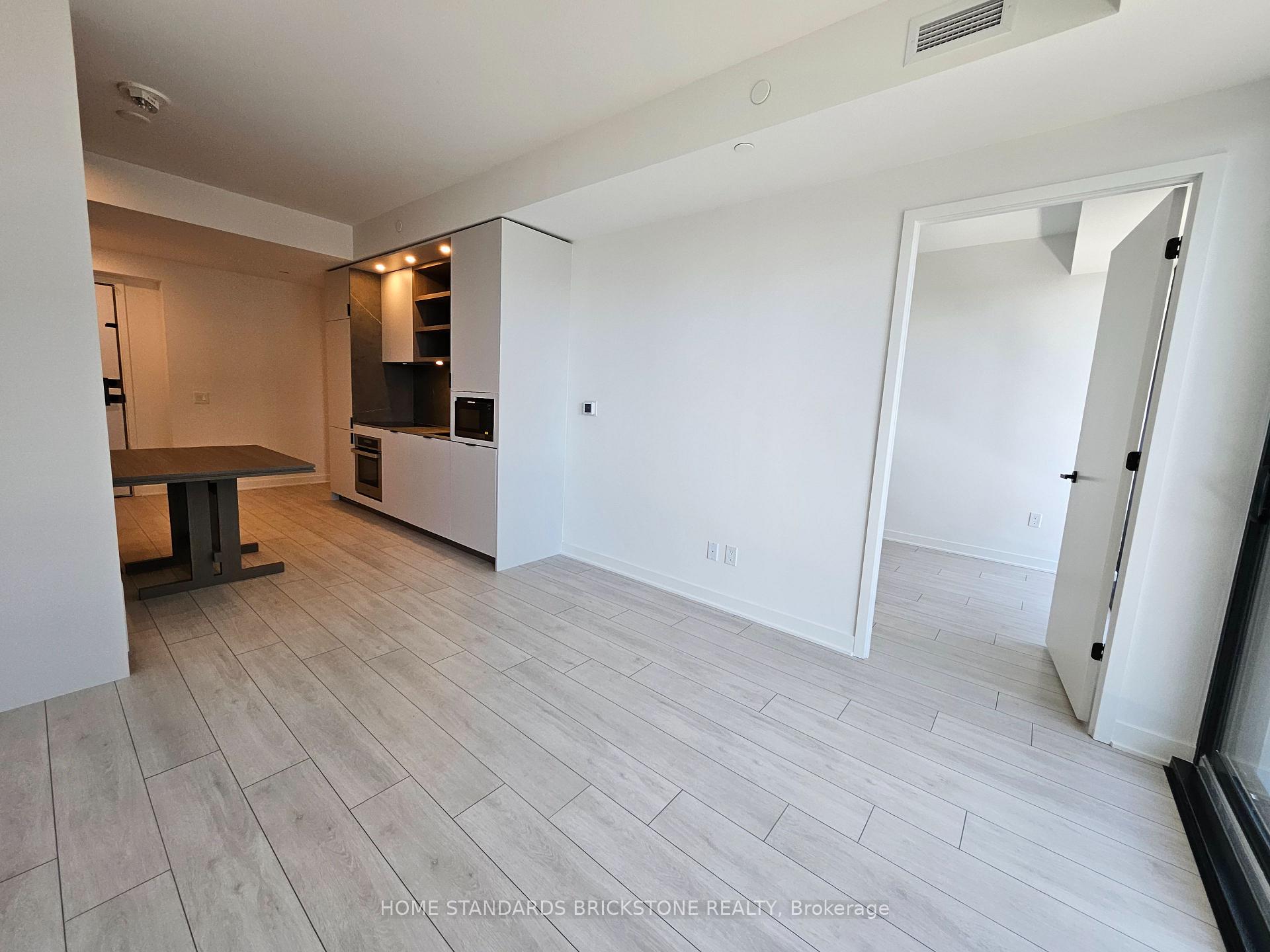 Photo 14 of Unit 1601, 55 Charles Street E, Toronto, Church-Yonge Corridor — HOMEH