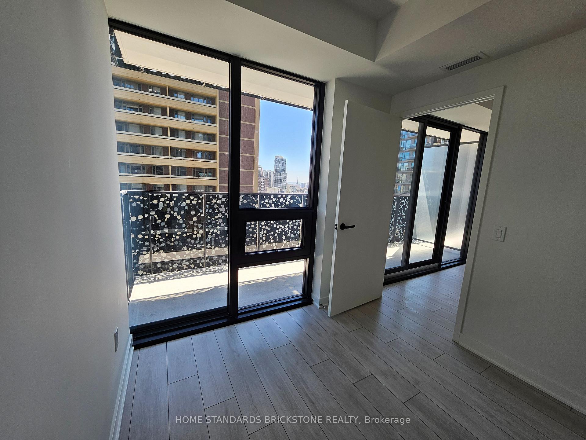Photo 26 of Unit 1601, 55 Charles Street E, Toronto, Church-Yonge Corridor — HOMEH