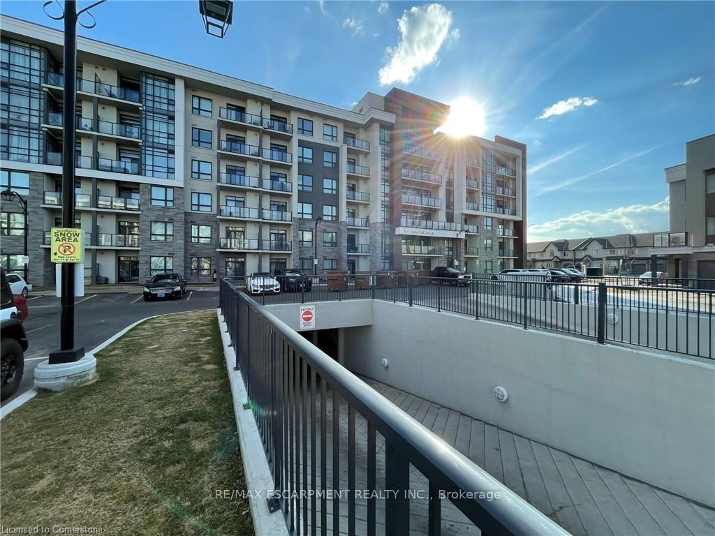 Photo 1 of Unit 511, 101 Shoreview Place, Hamilton, Stoney Creek — HOMEH