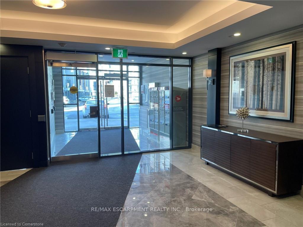 Photo 2 of Unit 511, 101 Shoreview Place, Hamilton, Stoney Creek — HOMEH