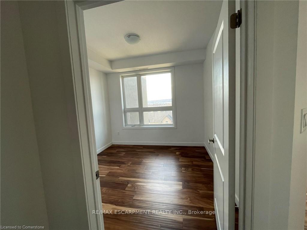 Photo 7 of Unit 511, 101 Shoreview Place, Hamilton, Stoney Creek — HOMEH