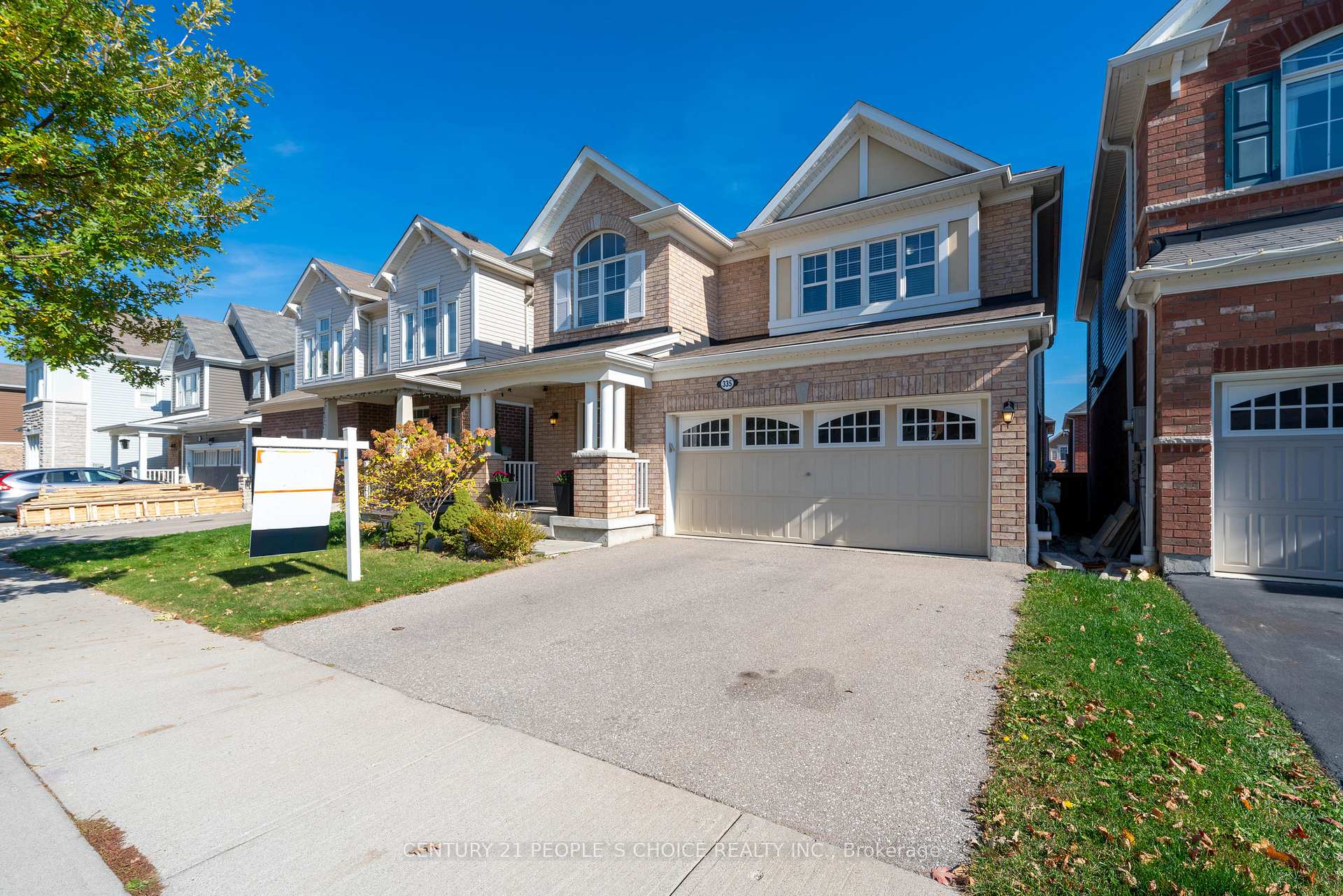 Front of 335 Falling Green Crescent