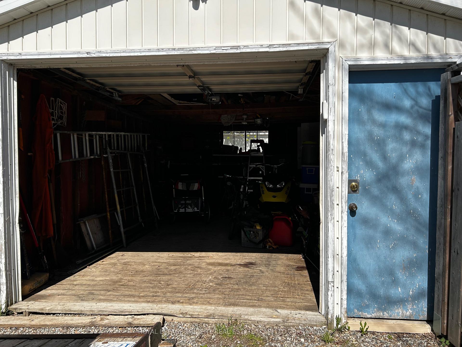 Photo 2 of 37 Mundy Avenue, Kapuskasing — HOMEH
