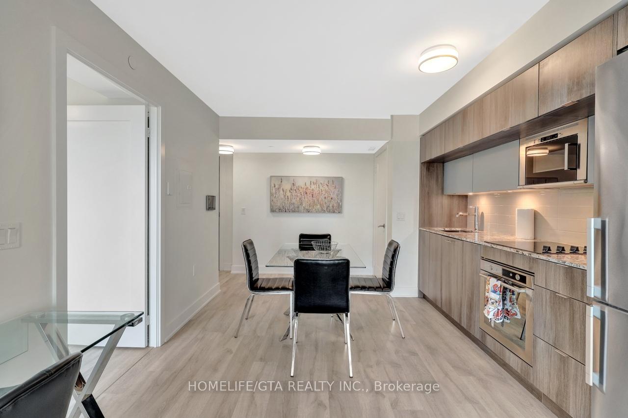 Photo 4 of Unit 1815, 585 Bloor Street E, Toronto, North St. James Town — HOMEH