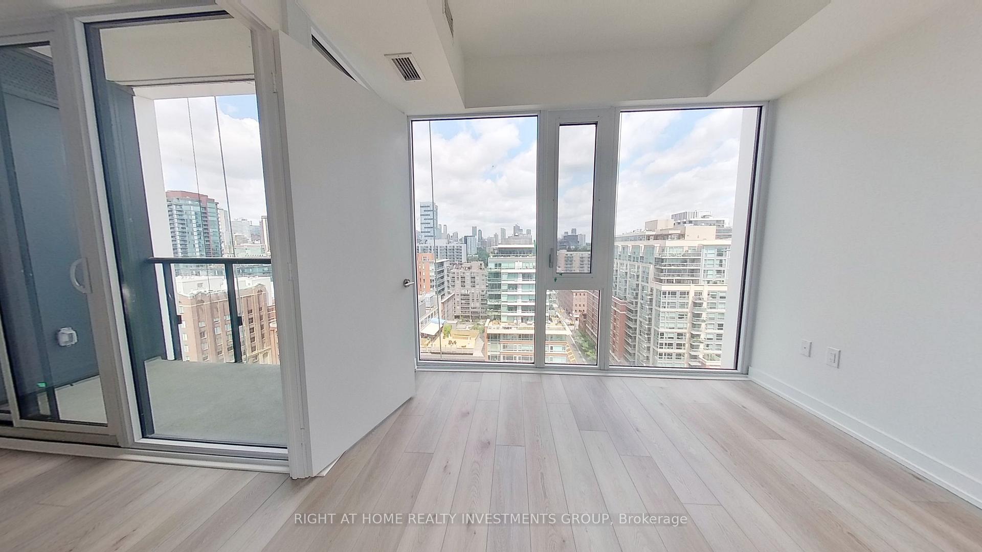 Photo 3 of Unit 1519, 158 Front Street E, Toronto, Moss Park — HOMEH