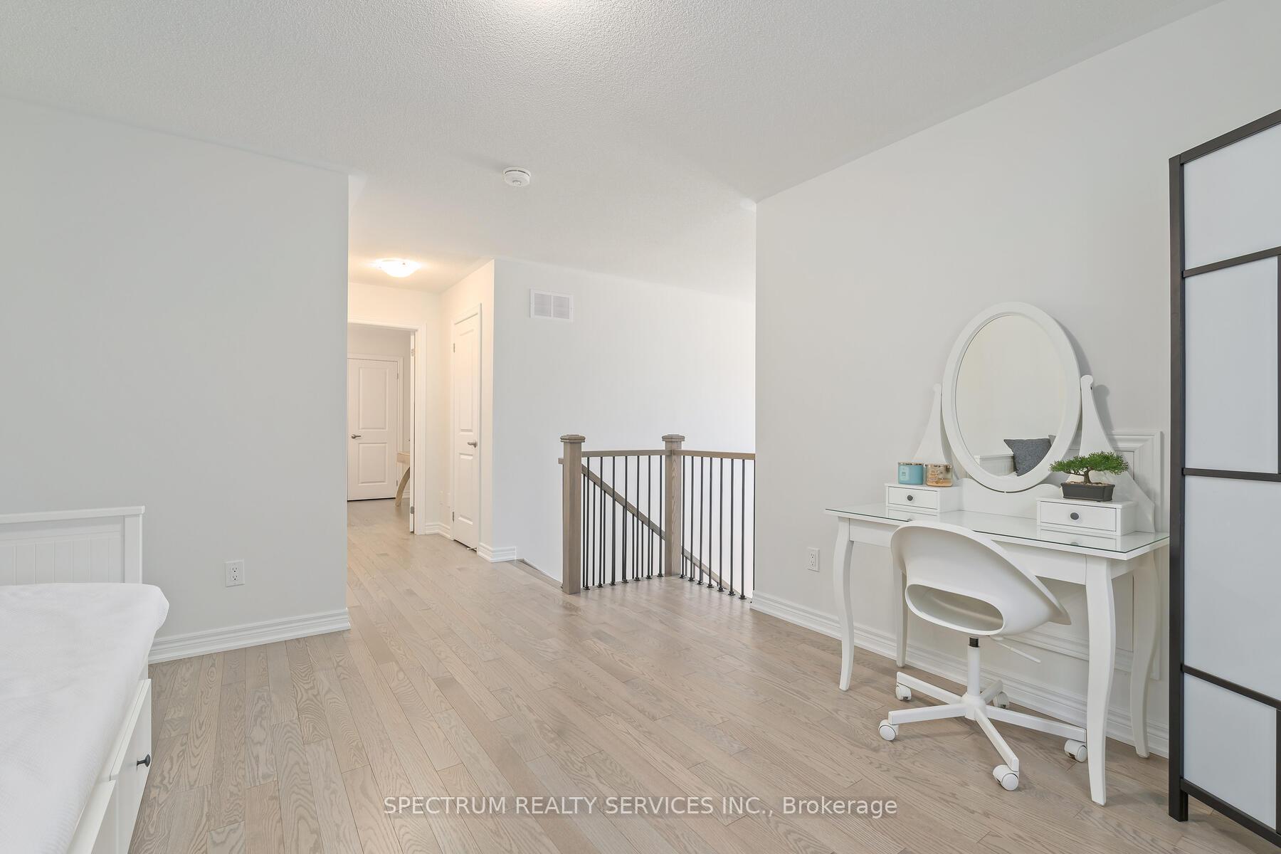 Photo 21 of Unit 50, 4 Clermiston Crescent, Brampton, Sandringham-Wellington — HOMEH