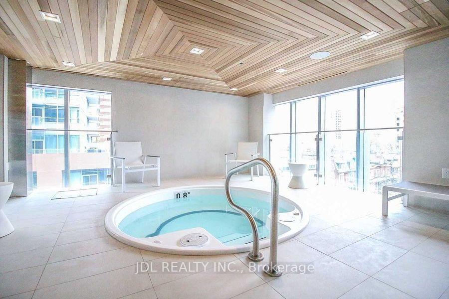 Photo 6 of Unit 2105master, 89 Mcgill Street, Toronto, Church-Yonge Corridor — HOMEH