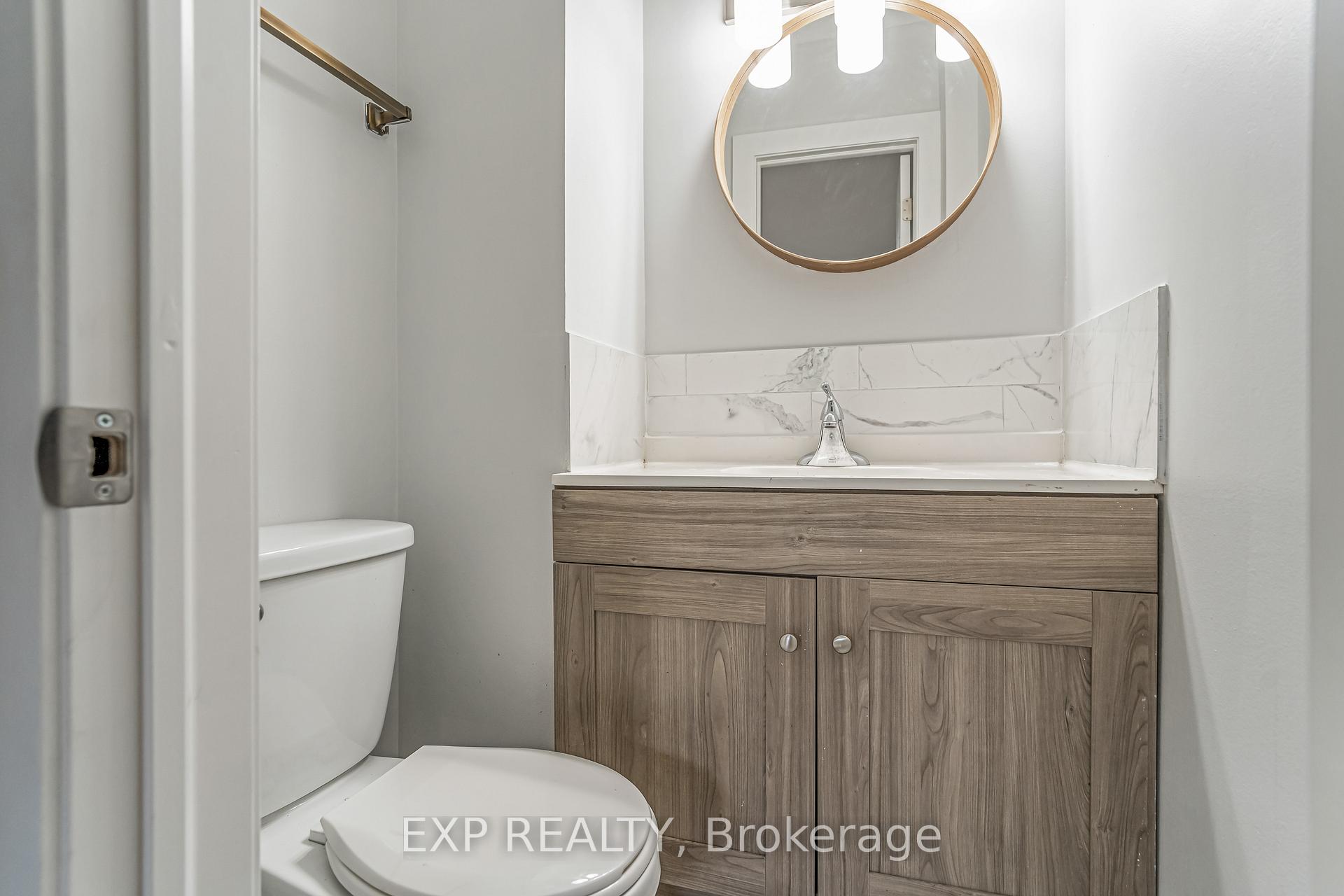 Photo 13 of 110 Fieldrow Street, Ottawa, Meadowlands/Crestview — HOMEH