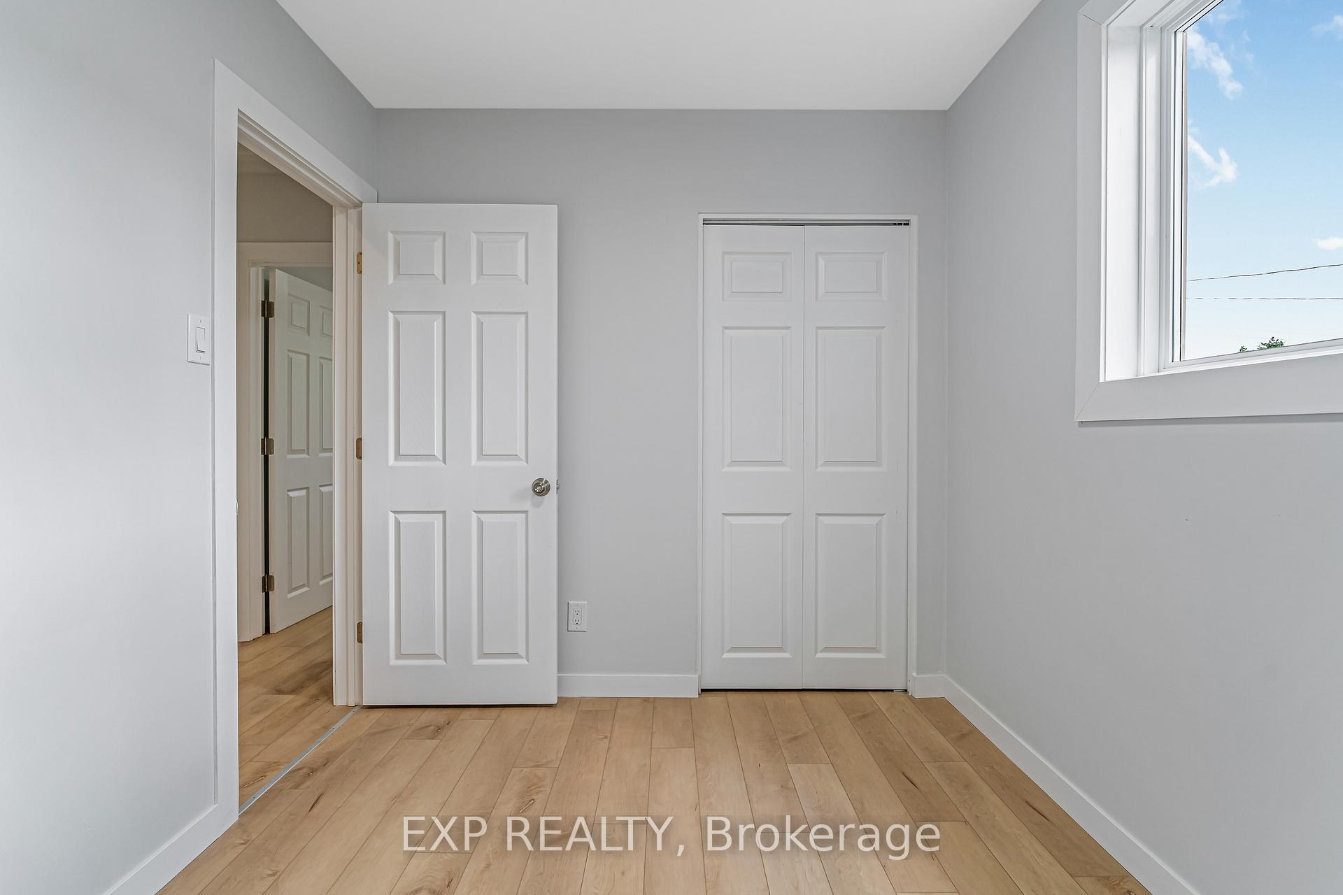 Photo 17 of 110 Fieldrow Street, Ottawa, Meadowlands/Crestview — HOMEH
