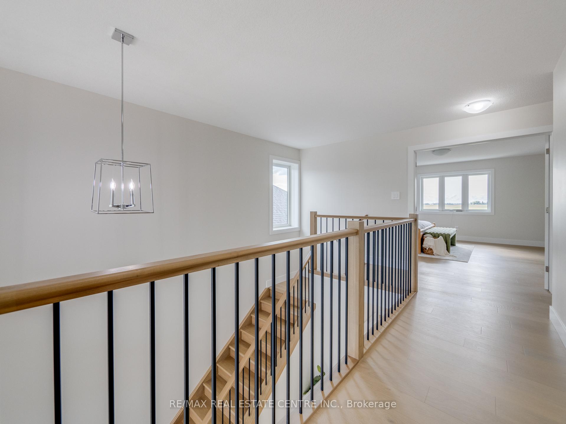 Photo 12 of Unit 7, 7966 Fallon Drive, Lucan Biddulph, Granton — HOMEH