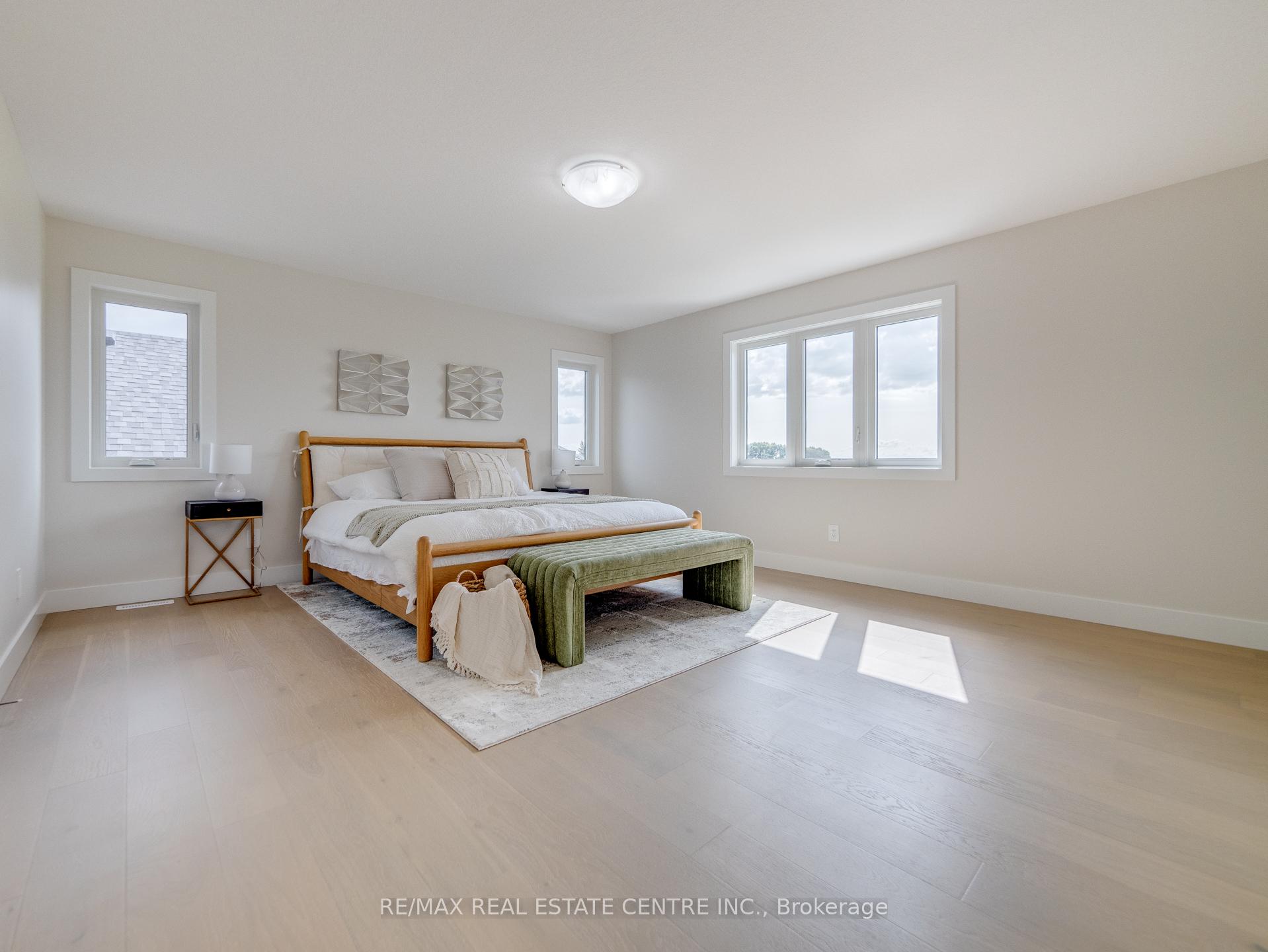 Photo 13 of Unit 7, 7966 Fallon Drive, Lucan Biddulph, Granton — HOMEH