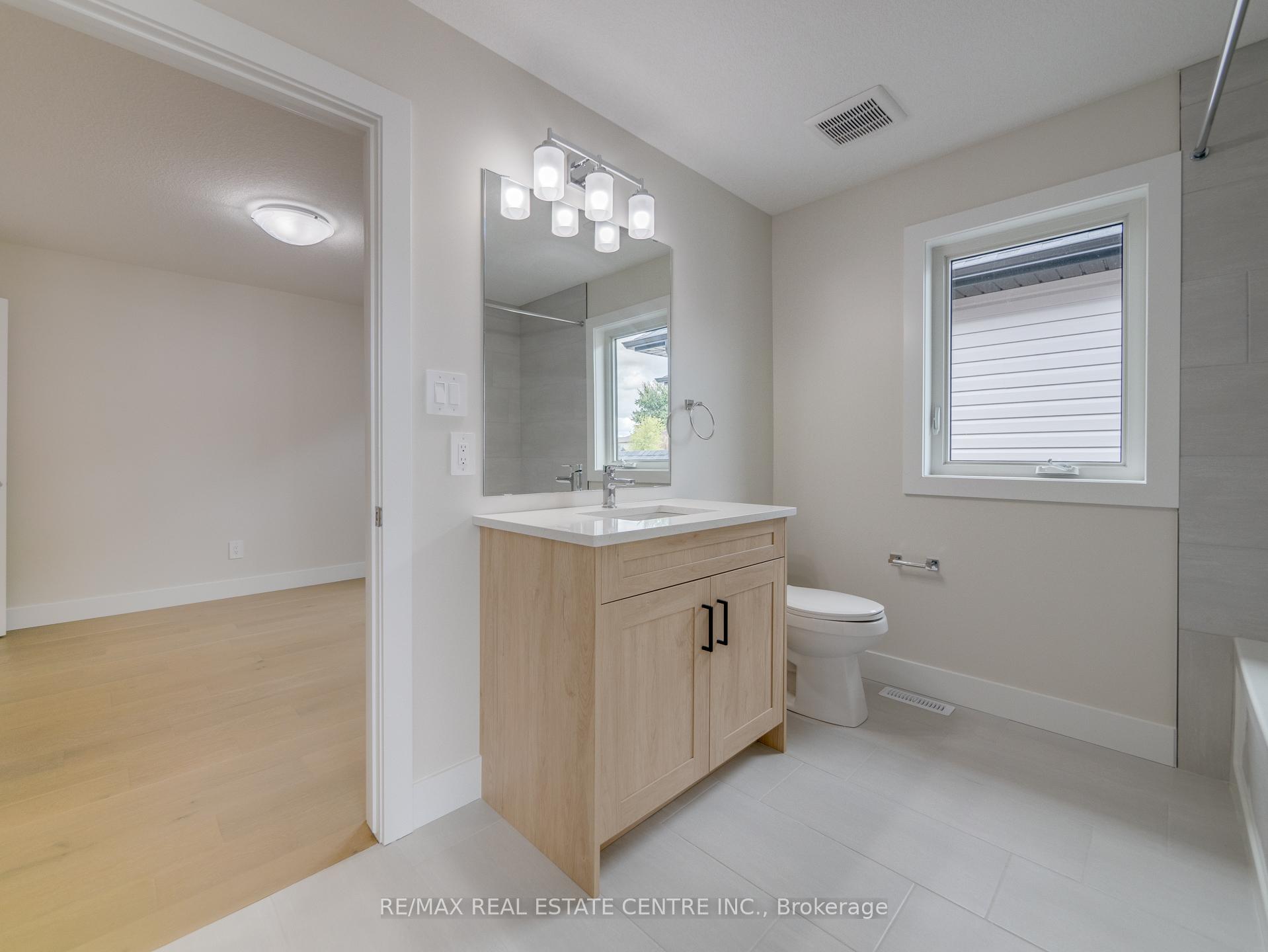 Photo 22 of Unit 7, 7966 Fallon Drive, Lucan Biddulph, Granton — HOMEH