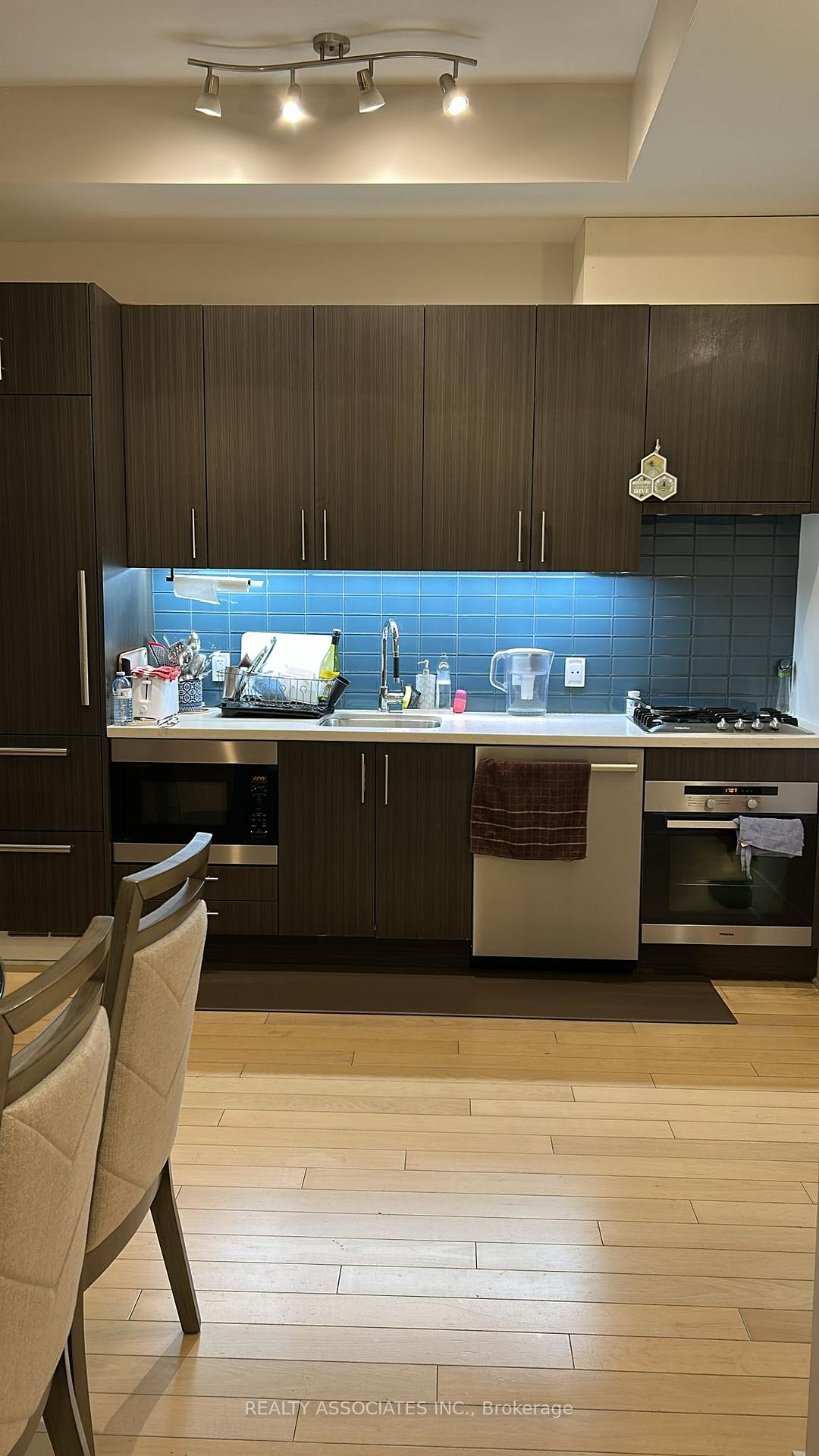 Photo 1 of Unit 725, 29 Queens Quay E, Toronto, Waterfront Communities — HOMEH