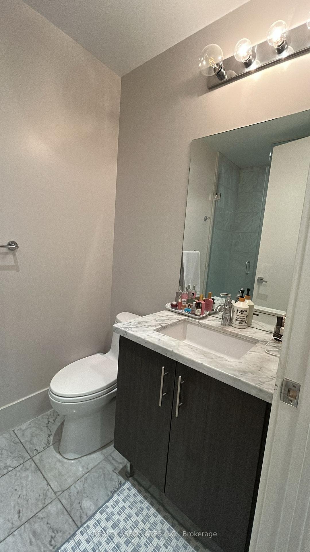 Photo 10 of Unit 725, 29 Queens Quay E, Toronto, Waterfront Communities — HOMEH