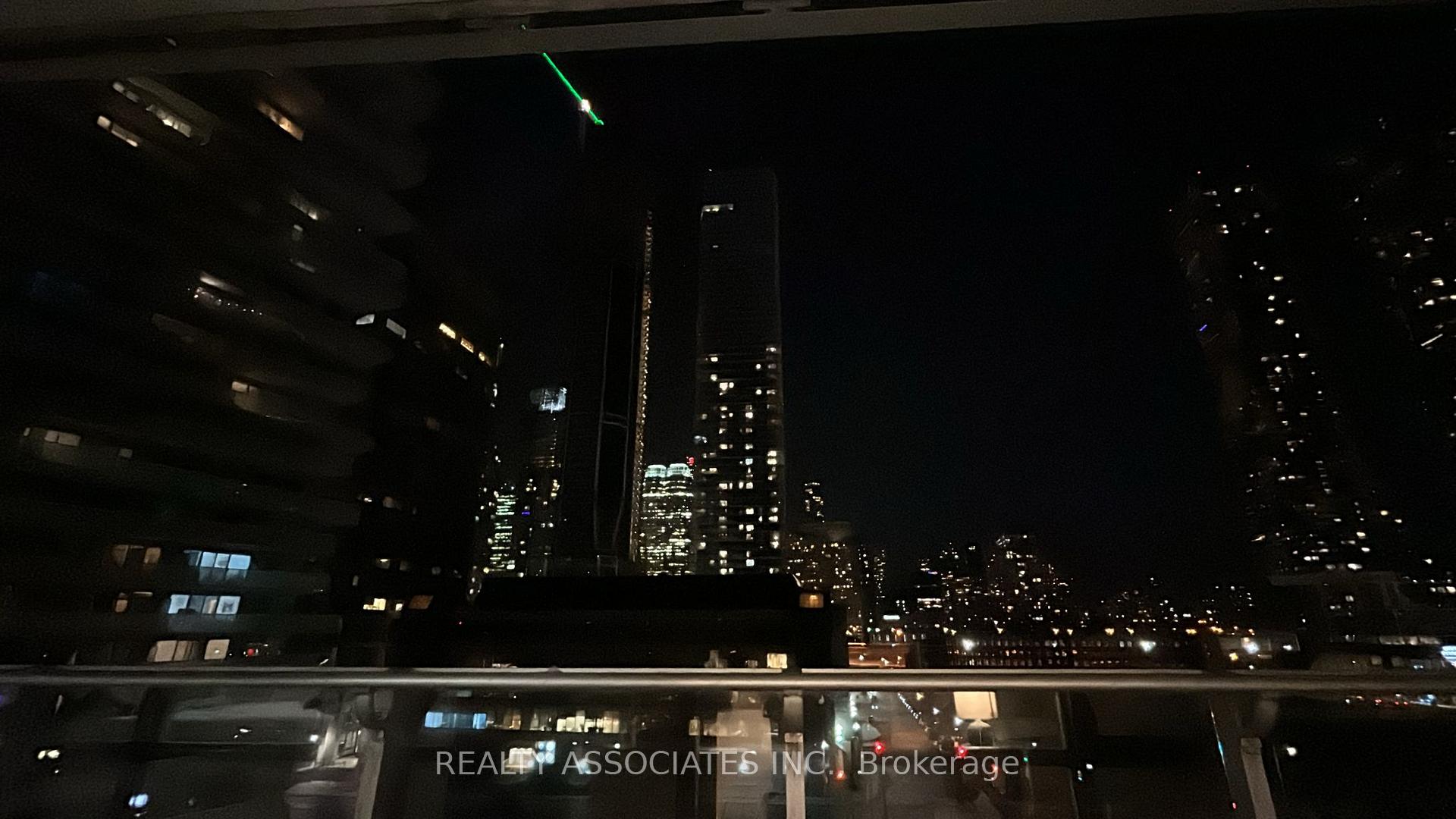 Photo 17 of Unit 725, 29 Queens Quay E, Toronto, Waterfront Communities — HOMEH