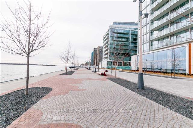 Photo 13 of Unit 725, 29 Queens Quay E, Toronto, Waterfront Communities — HOMEH