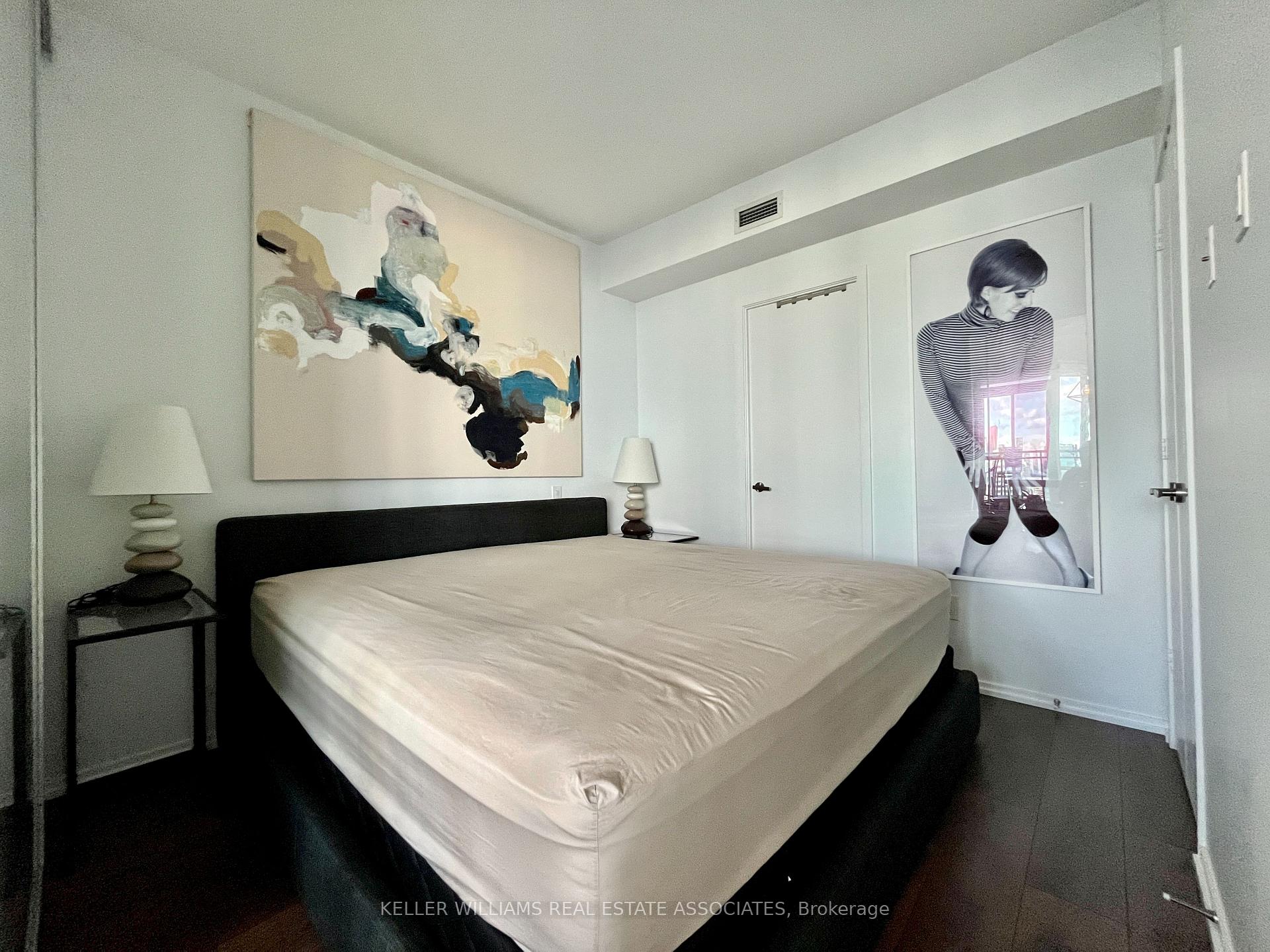 Photo 25 of Unit #3815, 45 Charles Street E, Toronto, Church-Yonge Corridor — HOMEH