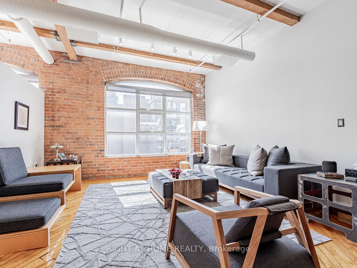 Photo 3 of Unit 606, 90 Sherbourne Street, Toronto, Moss Park — HOMEH