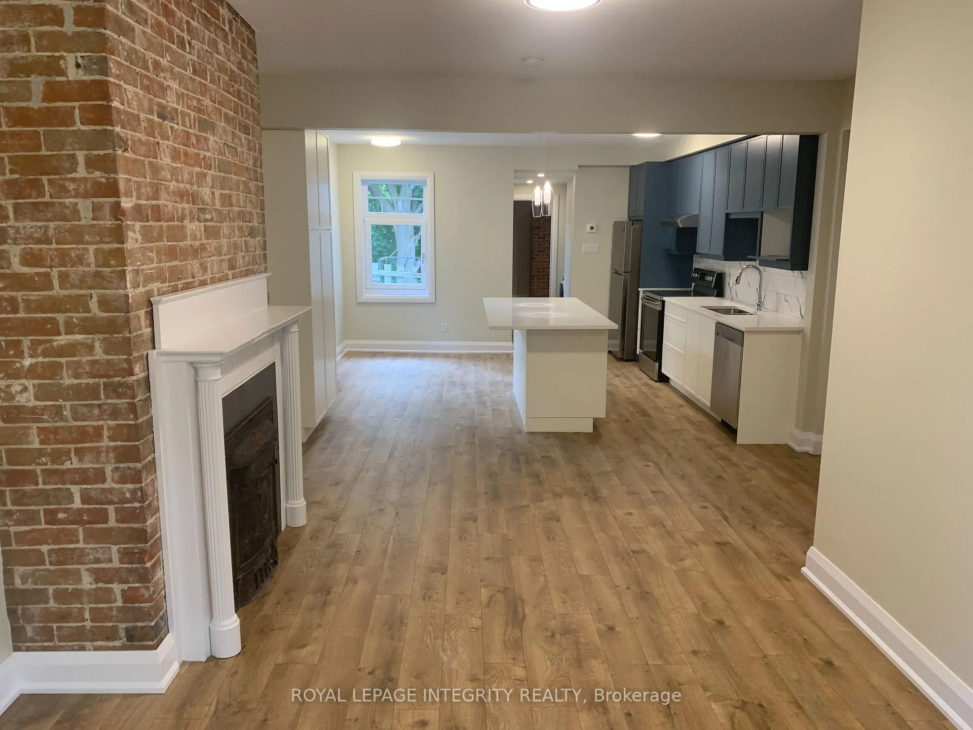 Photo 3 of Unit 2, 470 Besserer Street, Ottawa, Sandy Hill — HOMEH