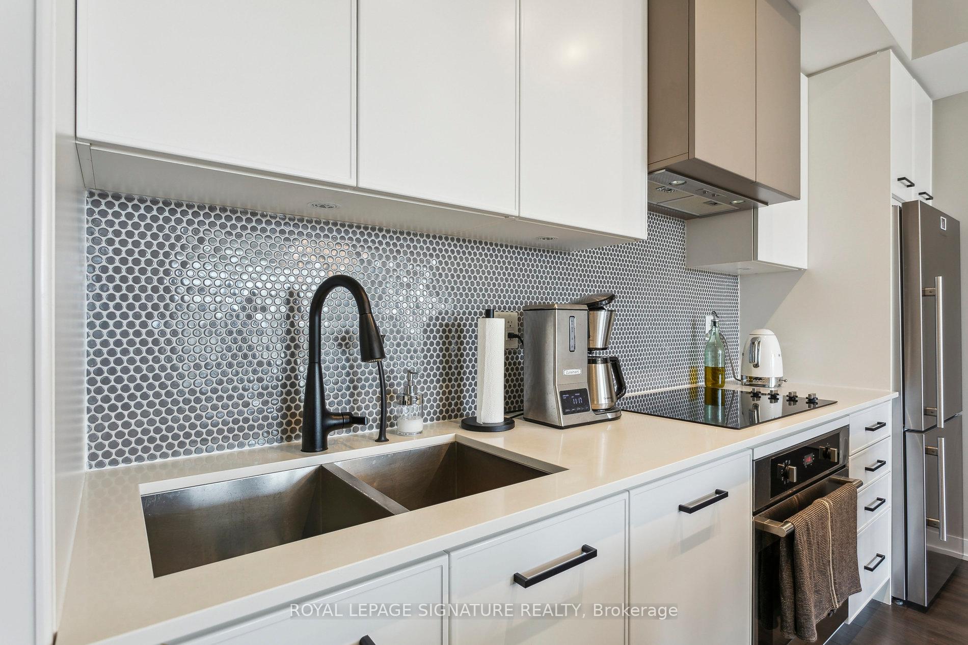 Photo 15 of Unit 510, 899 Queen Street E, Toronto, South Riverdale — HOMEH