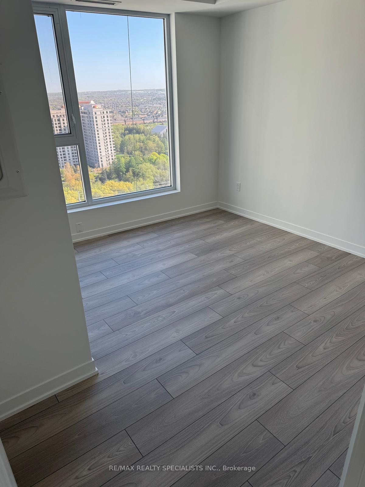 Photo 9 of Unit 2303, 474 Caldari Road, Vaughan, Concord — HOMEH