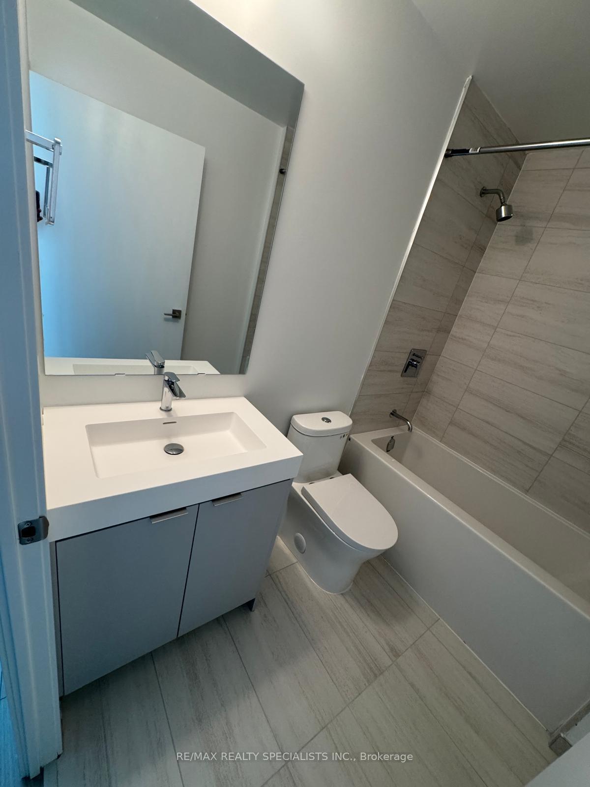 Photo 7 of Unit 2303, 474 Caldari Road, Vaughan, Concord — HOMEH