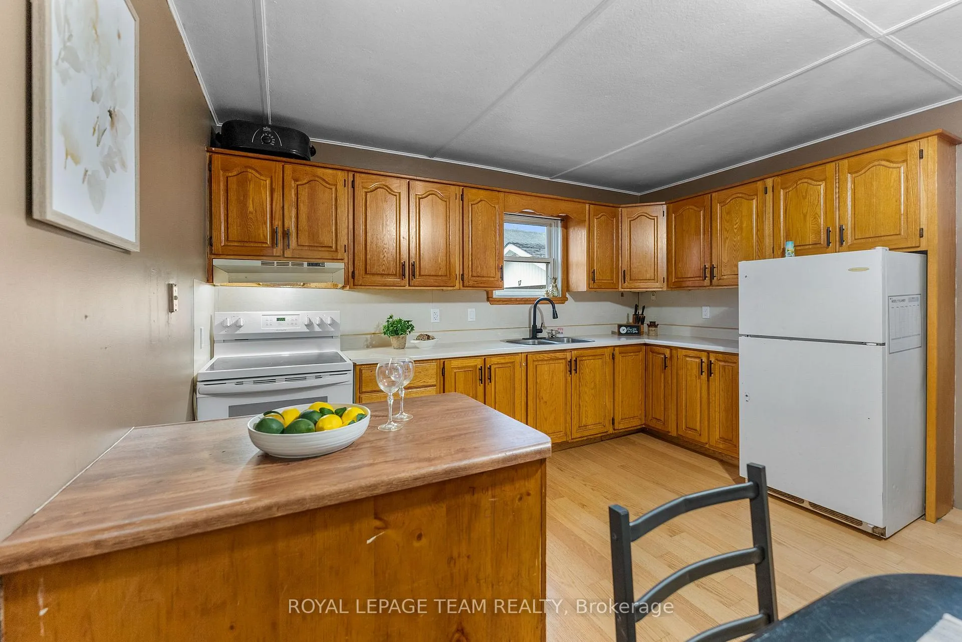Photo 9 of 21 Philip Street, Madawaska Valley, Madawaska Valley — HOMEH