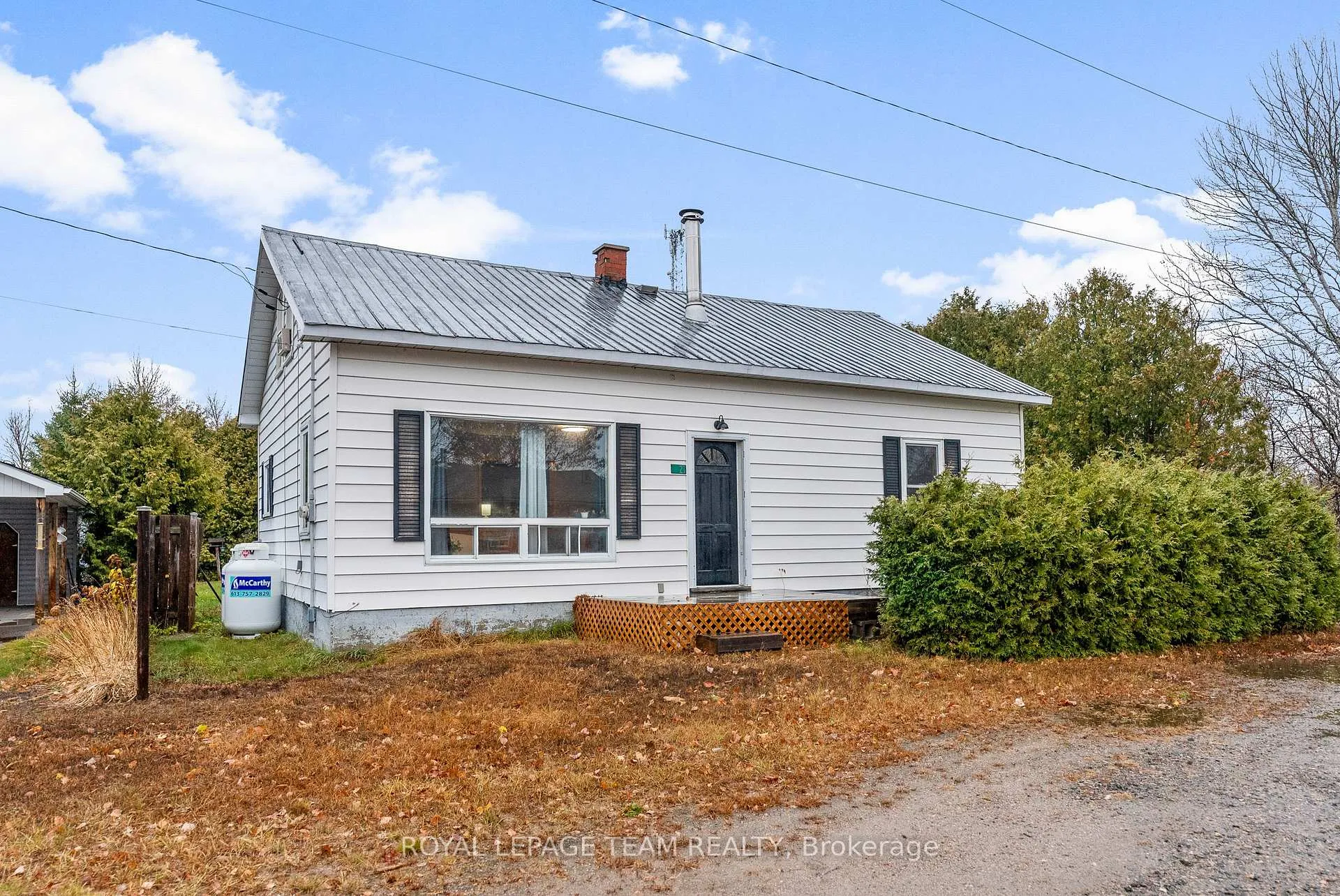 Photo 27 of 21 Philip Street, Madawaska Valley, Madawaska Valley — HOMEH