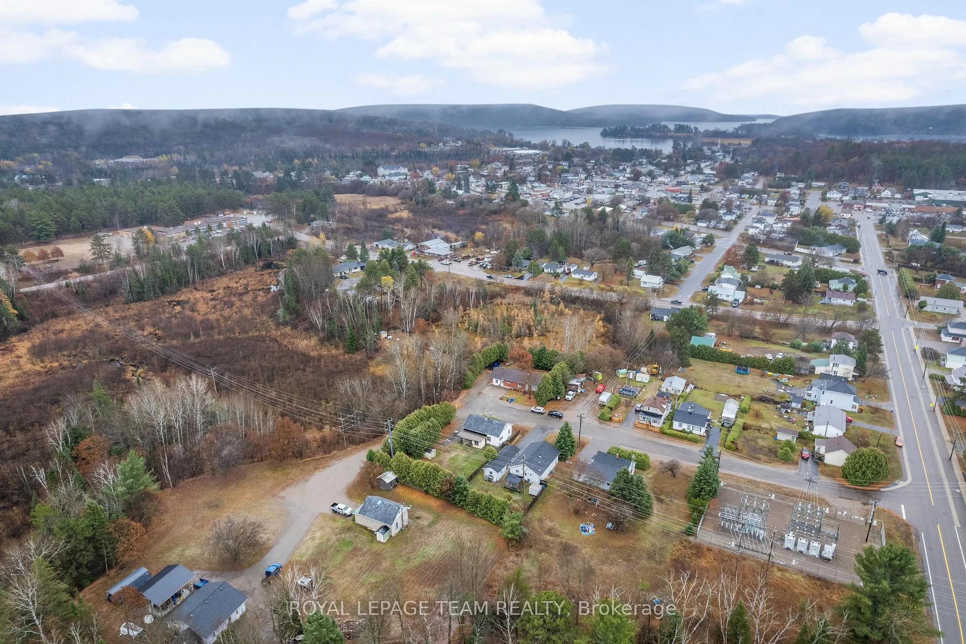 Photo 37 of 21 Philip Street, Madawaska Valley, Madawaska Valley — HOMEH