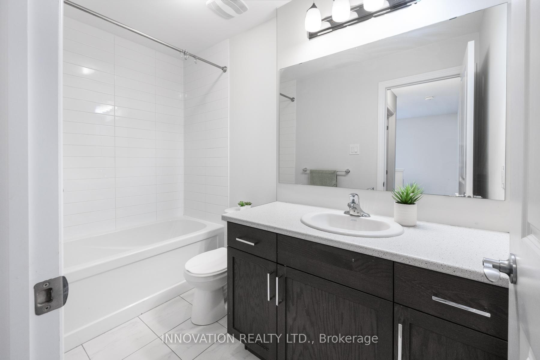 Photo 13 of 79 Rookie Crescent, Ottawa, Kanata - Emerald Meadows/Trailwest — HOMEH