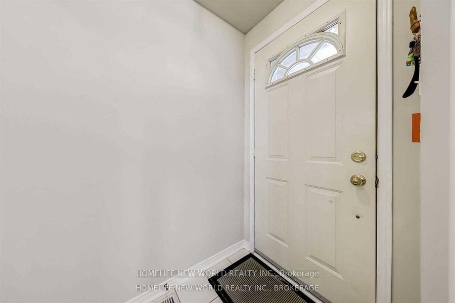 Photo 3 of Unit 140, 18 Clark Avenue W, Vaughan, Crestwood-Springfarm-Yorkhill — HOMEH