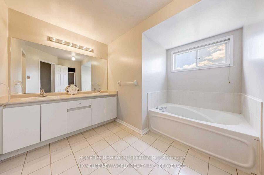Photo 10 of Unit 140, 18 Clark Avenue W, Vaughan, Crestwood-Springfarm-Yorkhill — HOMEH
