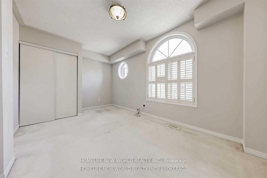 Photo 14 of Unit 140, 18 Clark Avenue W, Vaughan, Crestwood-Springfarm-Yorkhill — HOMEH