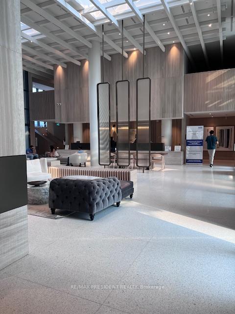 Photo 4 of Unit 4210, 225 Commerce Street, Vaughan, Vaughan Corporate Centre — HOMEH