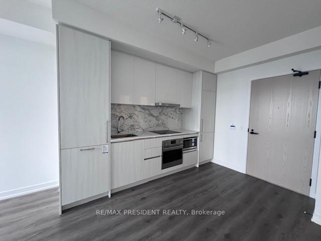 Photo 8 of Unit 4210, 225 Commerce Street, Vaughan, Vaughan Corporate Centre — HOMEH
