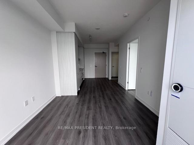 Photo 12 of Unit 4210, 225 Commerce Street, Vaughan, Vaughan Corporate Centre — HOMEH